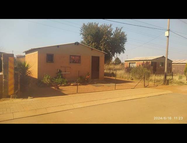 1 BEDROOM HOUSE FOR SALE IN BRAAMFISCHERVILLE